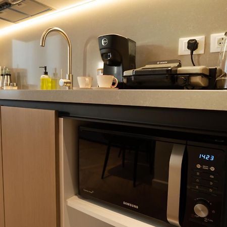 Albani'S Apartment Тирана Екстер'єр фото