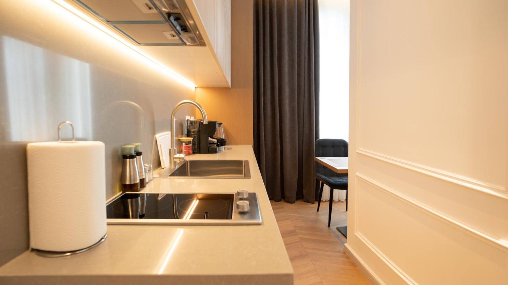 Albani'S Apartment Тирана Екстер'єр фото