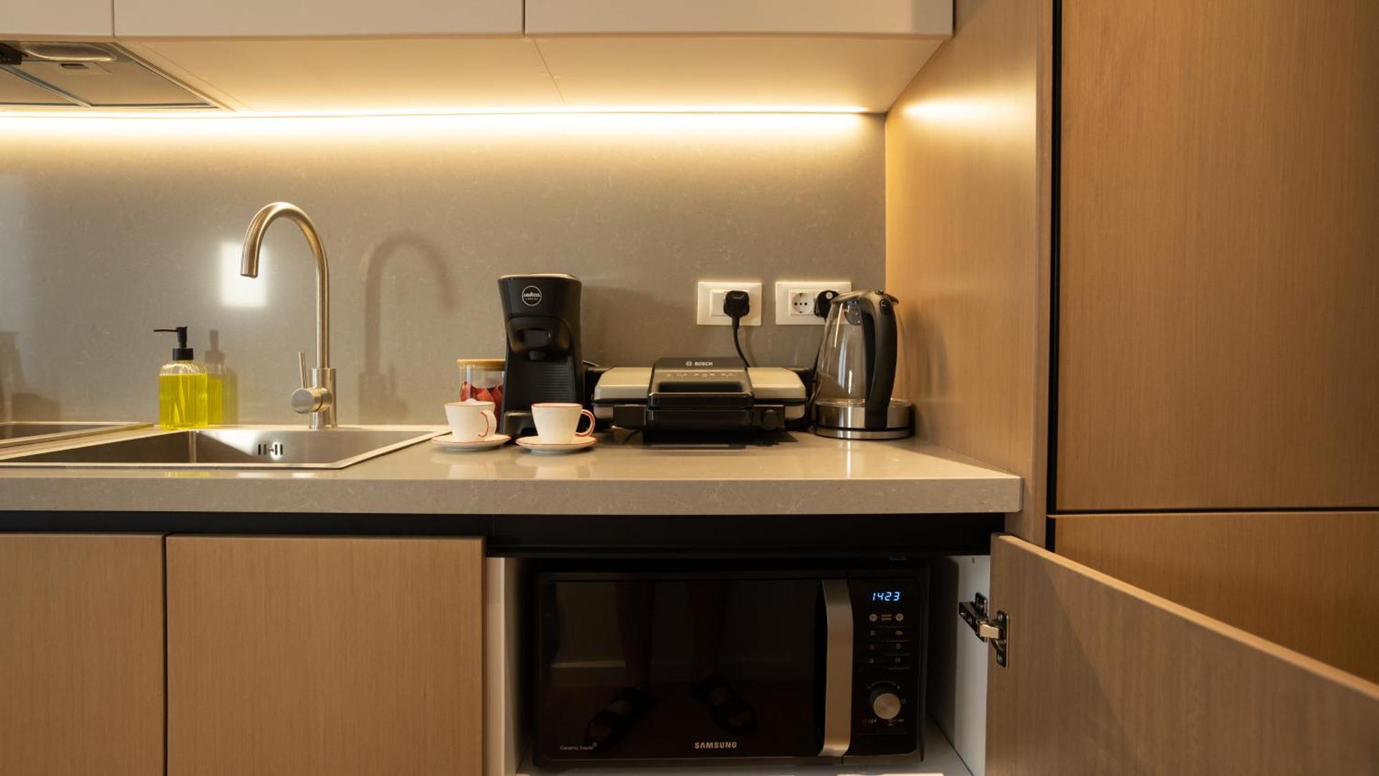 Albani'S Apartment Тирана Екстер'єр фото